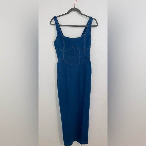 NWT Selfie Leslie High Frequency Midi Dress Washed Denim, M Blue Jean Bodycon - Picture 4 of 12